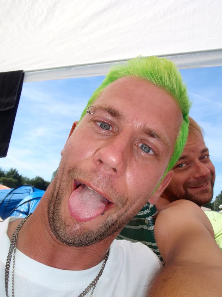 LL2012 - Tom heeft groen haar :)