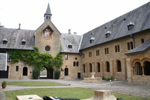 Het klooster van Orval, entree